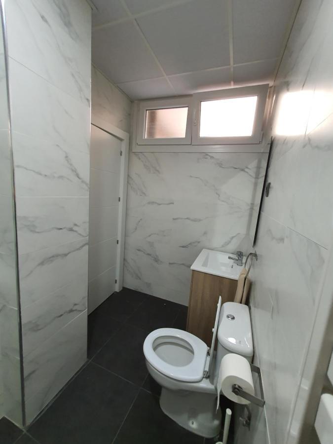 Cv33 Ostatua Hotel Билбао Екстериор снимка