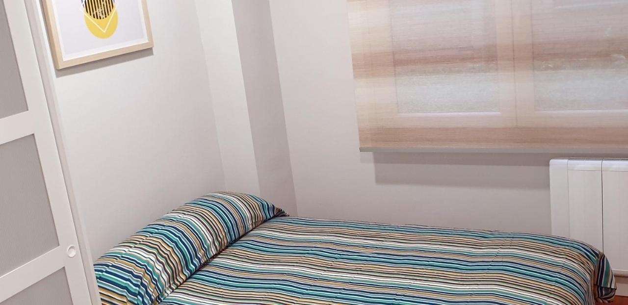 Cv33 Ostatua Hotel Билбао Екстериор снимка