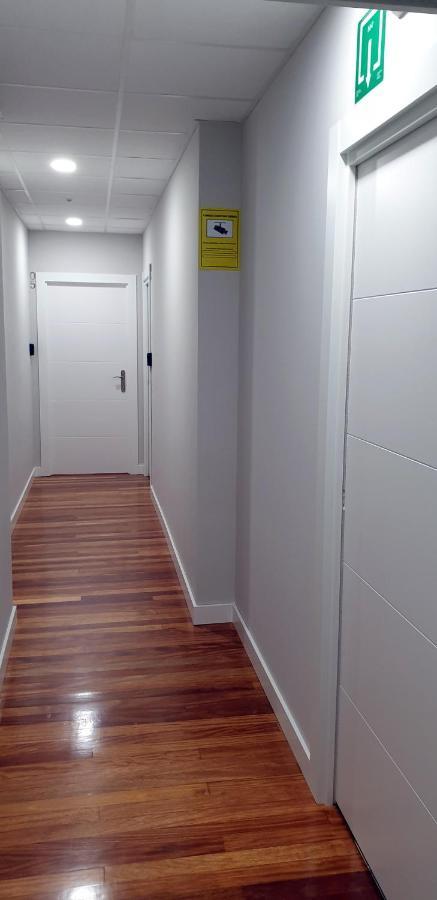 Cv33 Ostatua Hotel Билбао Екстериор снимка