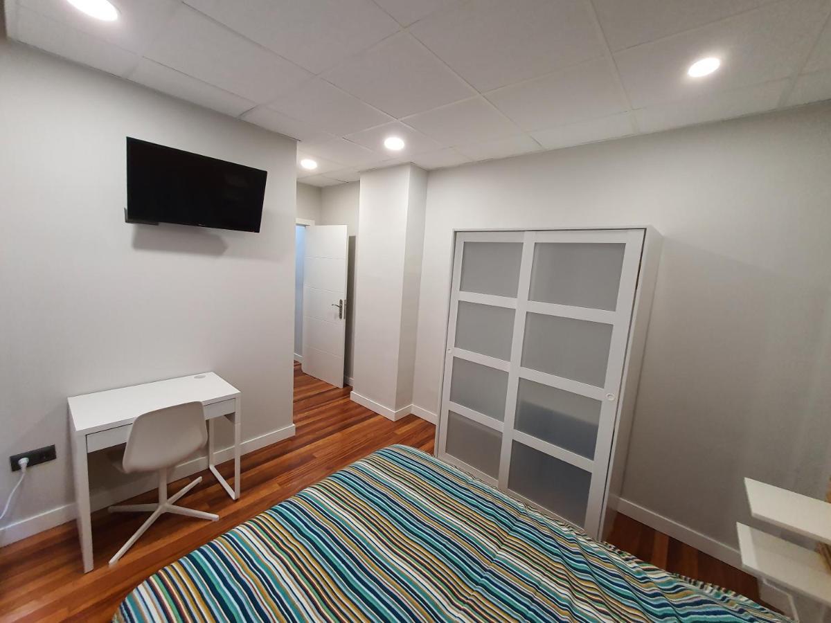 Cv33 Ostatua Hotel Билбао Екстериор снимка