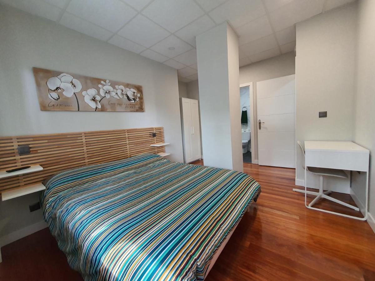Cv33 Ostatua Hotel Билбао Екстериор снимка