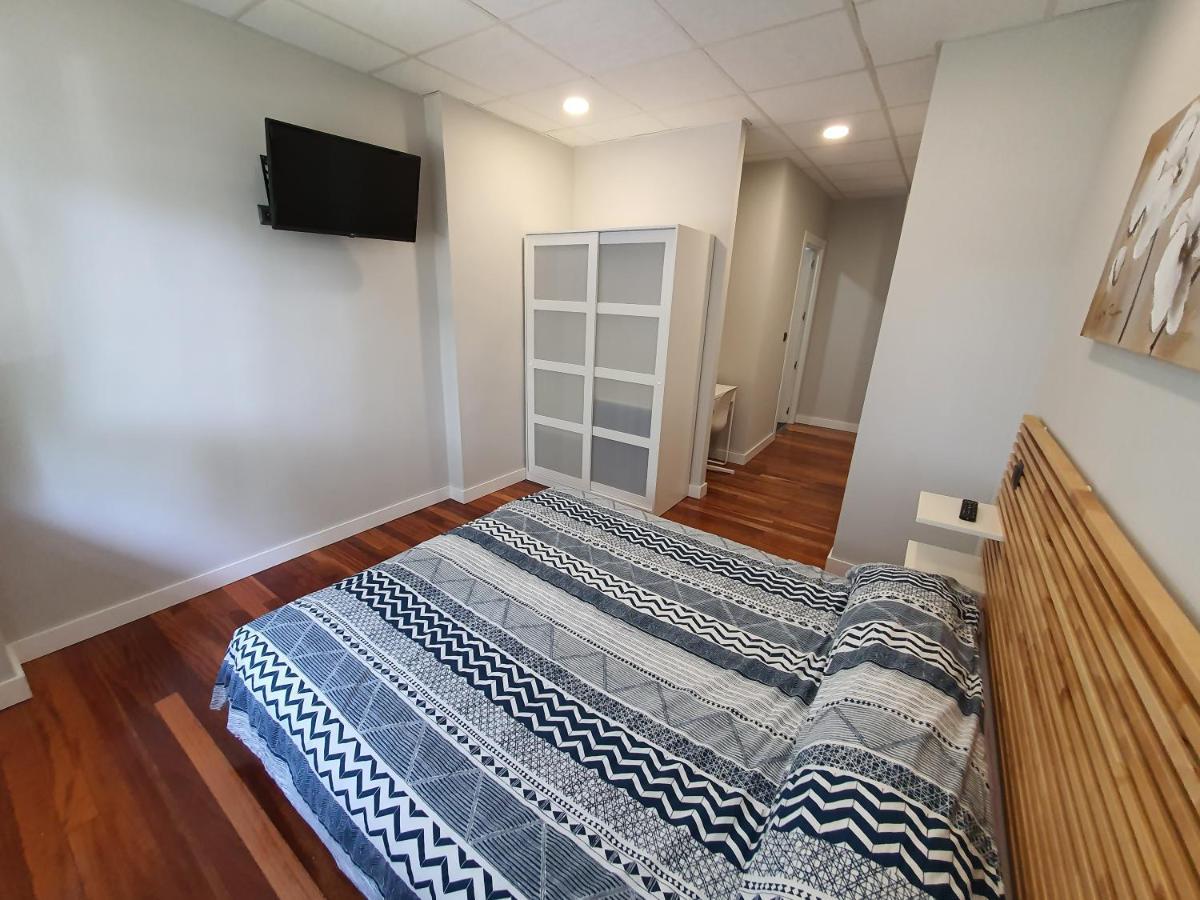 Cv33 Ostatua Hotel Билбао Екстериор снимка